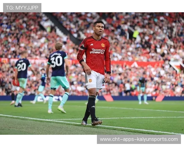 曼联准备冬窗引进全新中场核心，冲击冠军再升一级