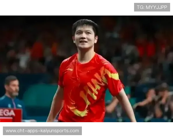 首秀稳健发挥，樊振东展现高节奏压制能力，樊振东现场指导